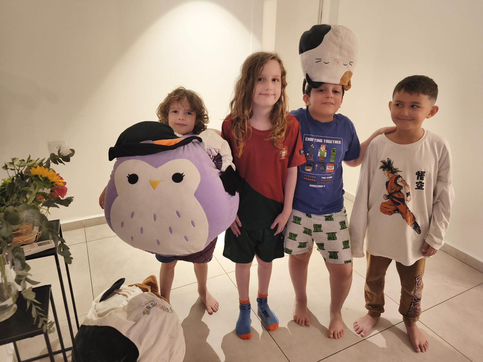 max_loves_poodles_and_cats